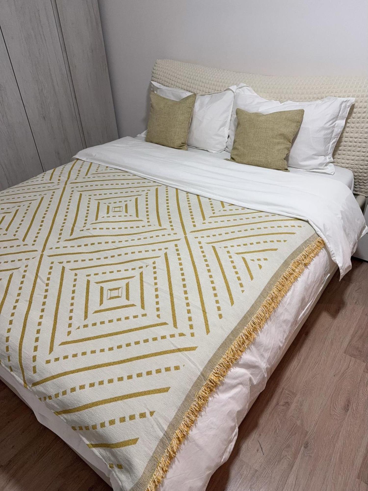 Spacious 3br Flat Bignami Appartement Milan